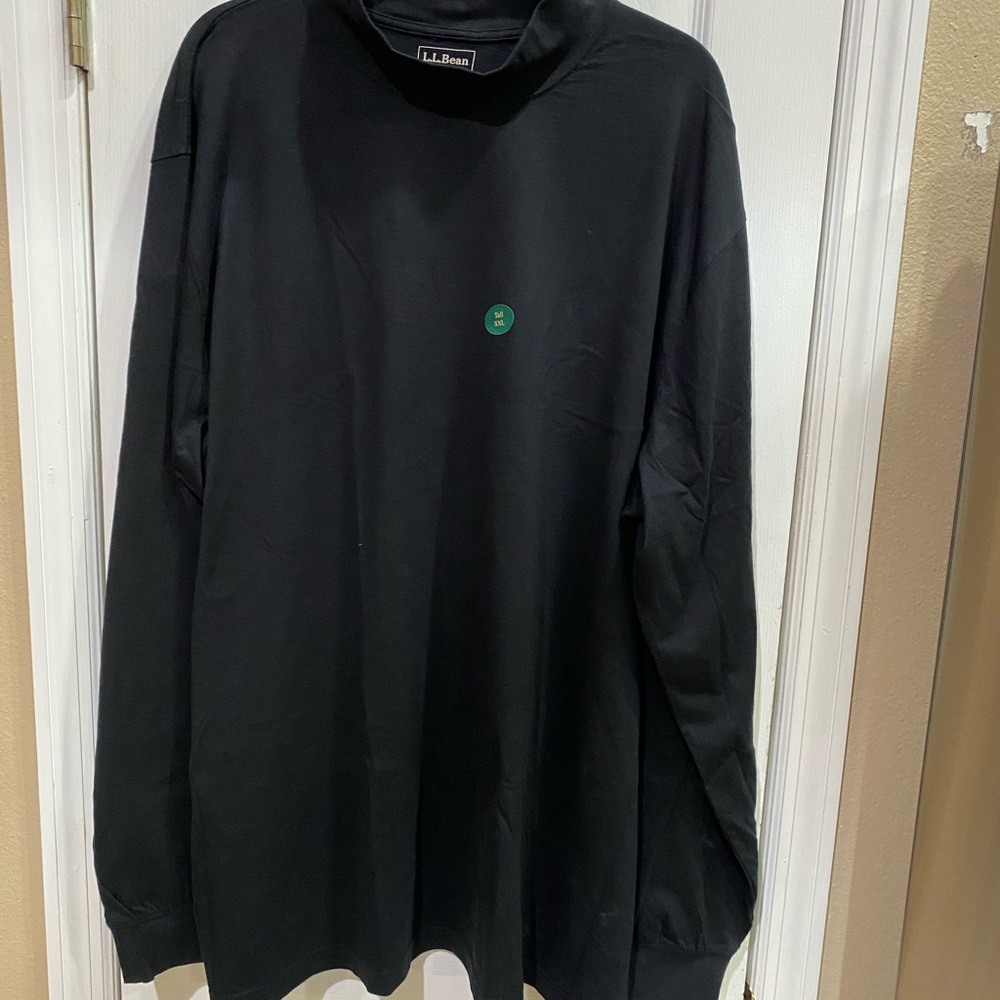 L.L. Bean Men's Black Long Sleeve quarter turtleneck